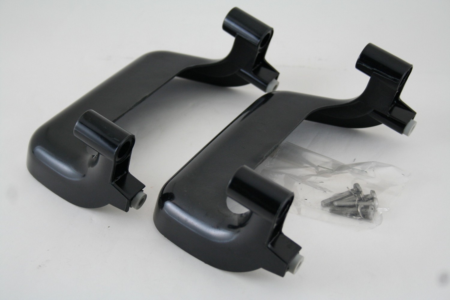 Get parts for Handle/Feet w/Fasteners